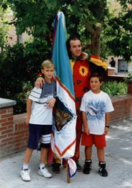 Al día siguiente, Cascamorras luce sus mejores atuendos