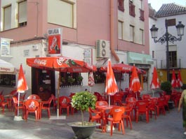 Mes�n La Solana, uno de los muchos establecimientos del buen tapeo bastetano