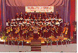 El Coro Alcazaba con la OLE Velasco Villegas, en una actuación conjunta