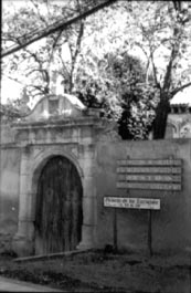 Entrada al Palacio de los Enr�quez