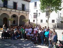 Concentraci&oacute;n de profesores en la Plaza Mayor de Baza. Foto: JOS&Eacute; UTRERA