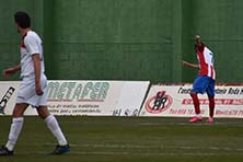 Joselillo celebra su segundo gol y 3-1 definitivo