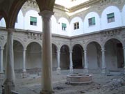 Claustro del Convento de Santo Domingo