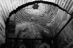 Detalle del techo en los Baños de la Judería