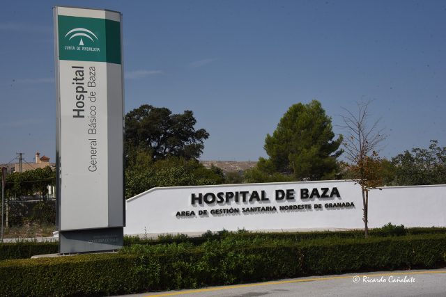 Hospital y helicoptero_01