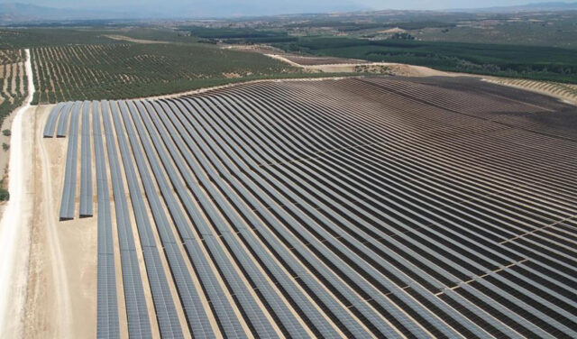 Pinos Puente_plantas solares fotovoltaicas de la empresa Verbund