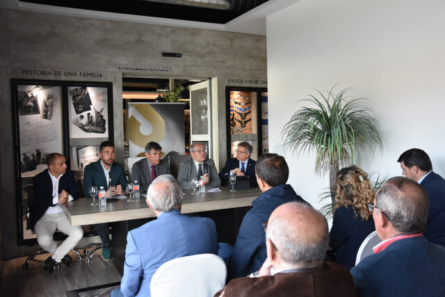 Reunión Confederación Empresarios_2