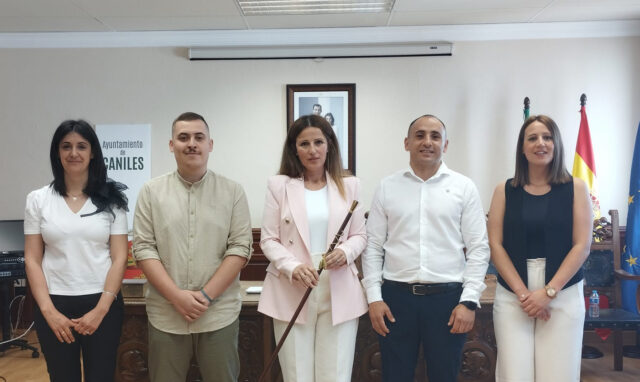 MPilar Vazquez alcaldesa Caniles en minoría