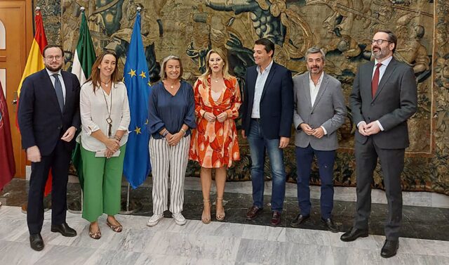 Carolina España anuncia los 520 millones de la Patrica