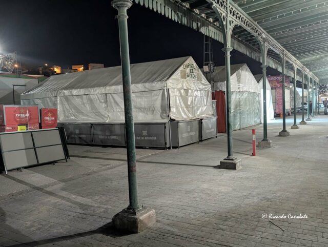 Montando el ferial (5)